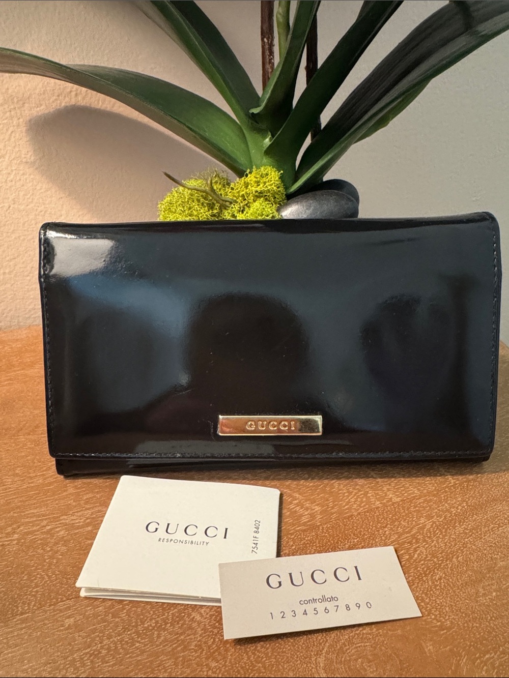 Vintage Gucci French Clutch Black Patent Wallet